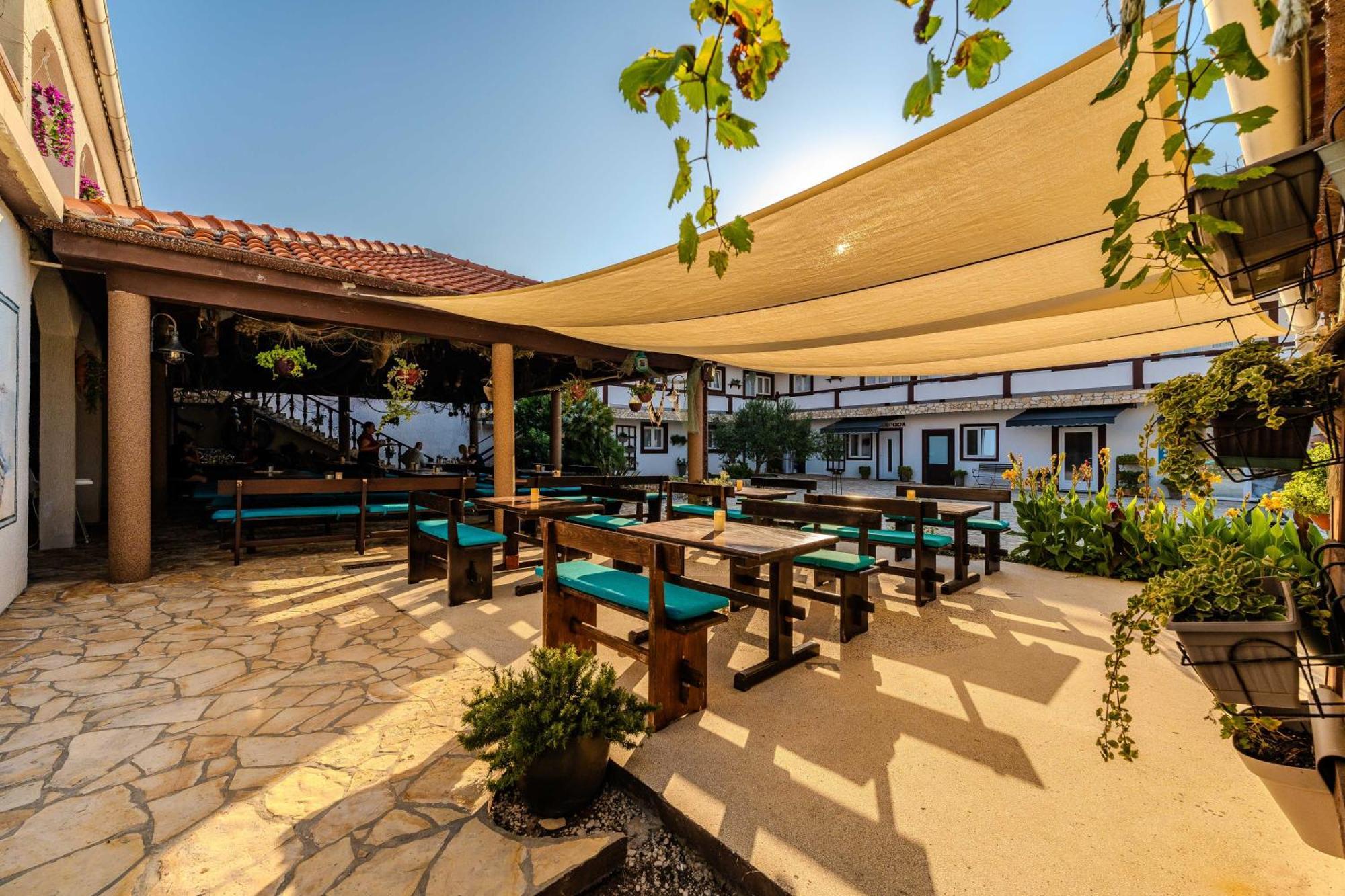 Guesthouse Kod Spavalice Vir Exterior photo