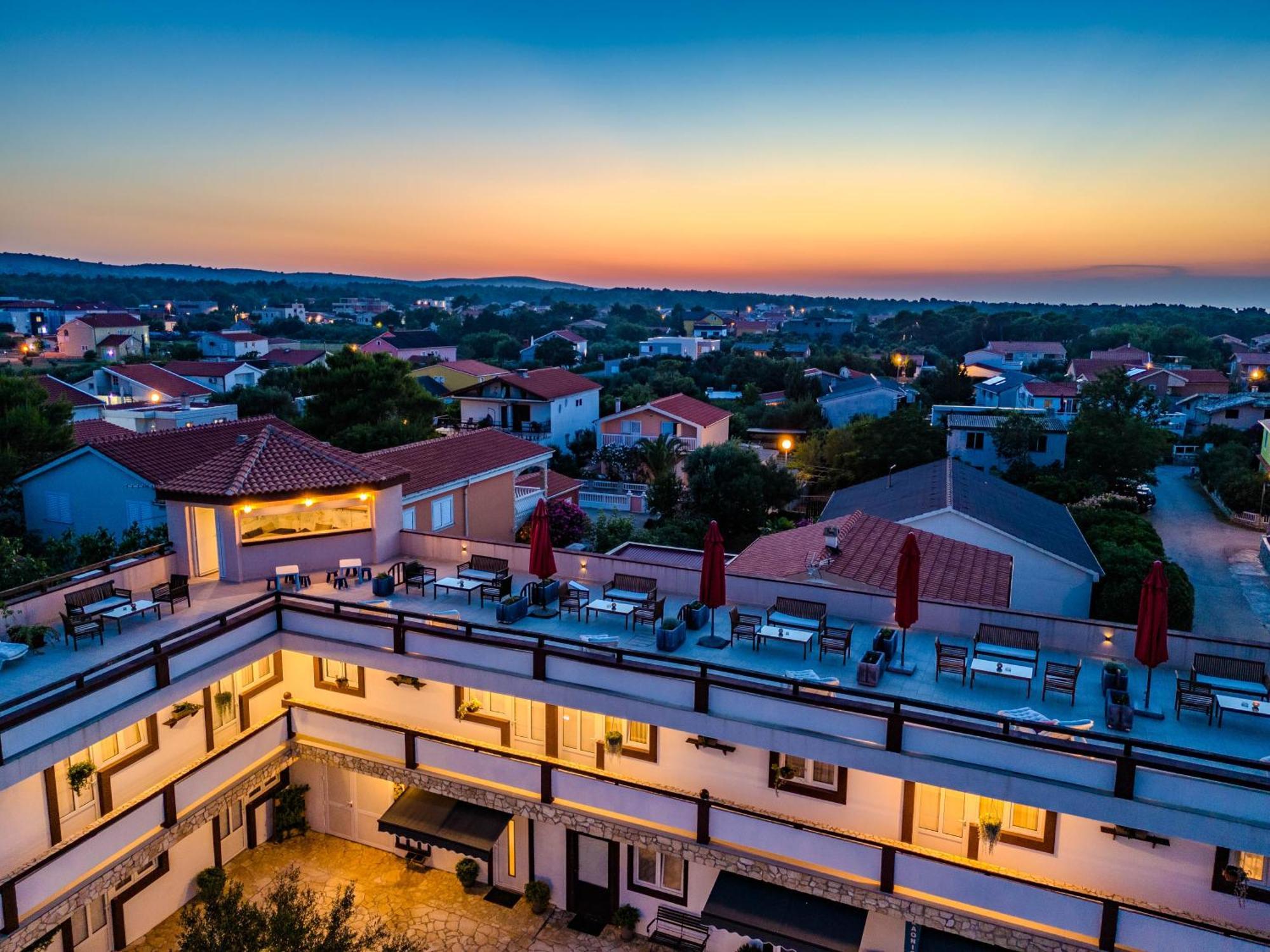 Guesthouse Kod Spavalice Vir Exterior photo